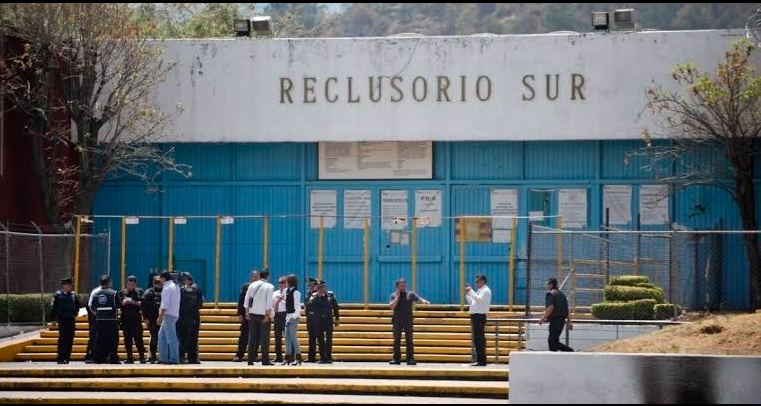 Expiden prisión preventiva a 9 de los 11 reos presuntamente implicados en fuga del Reclusorio Sur