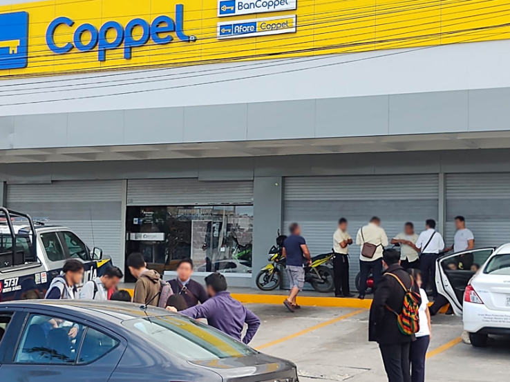Robaron Coppel de avenida Tulum en Cancún