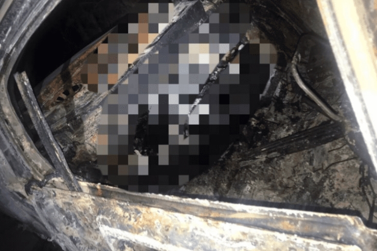 Hallan cadáveres al interior de automóviles calcinados en Mexicali