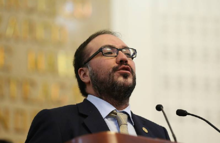 Interpol emite ficha roja para el diputado Mauricio Alonso Toledo