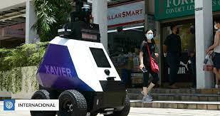 Robots patrulleros con ruedas y cámaras generan inseguridad en Singapur: “Xavier”