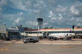 Aeropuerto Internacional de Cancún rompe récord de operaciones, con 567 en un día