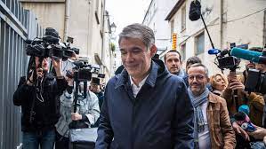 El acuerdo con Mélenchon desgarra al Partido Socialista francés