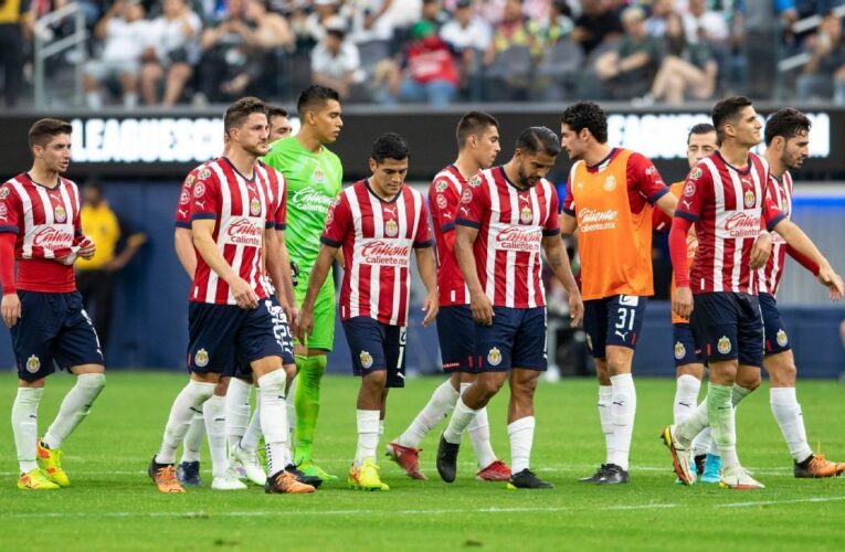 Chivas traslada su crisis al plano internacional y América toma un respiro ante LAFC