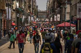 México reta a la recesión con una economía caliente por el mercado interno