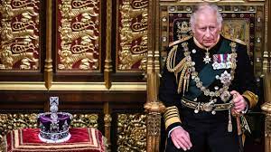 Un trono vacío en Westminster: Carlos de Inglaterra sustituye por primera vez a Isabel II en la ceremonia de apertura del Parlamento