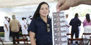 Desde Mazatlán cancelan estampilla postal alusiva al Día Internacional de la Mujer en el Sector Marítimo
