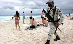 Refuerzan seguridad en Cancún y Playa del Carmen