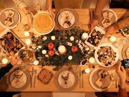 7 temas de conversación que debes evitar en la cena de Navidad