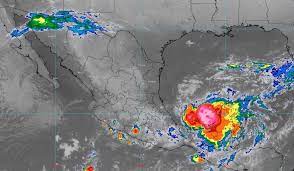 Tormenta tropical Karl afectará siete estados de México