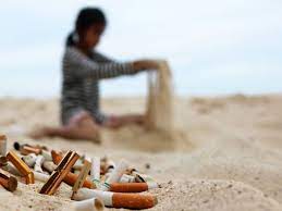 Proliferan colillas de cigarro en las playas
