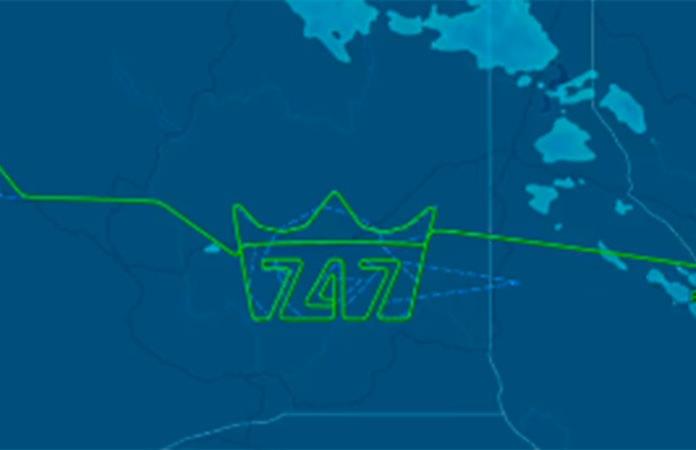 Último Boeing 747 traza una corona en su ruta a manera de homenaje