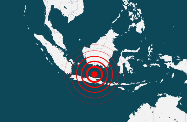Sismo de magnitud 6.6 sacude la isla de Java, en Indonesia