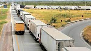 México pide a EU retirar "largas inspecciones" al transporte carga