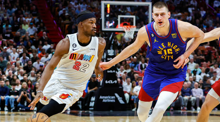¡Impactante! Los Nuggets hacen historia al congelar al Heat en el primer partido de la serie final de la NBA