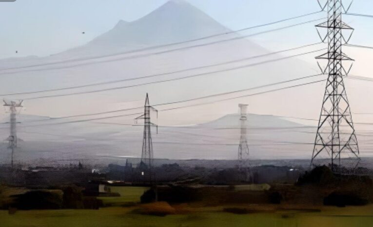 ¿Cómo puede México salir del ‘meollo’ del problema de congestión de la red eléctrica?