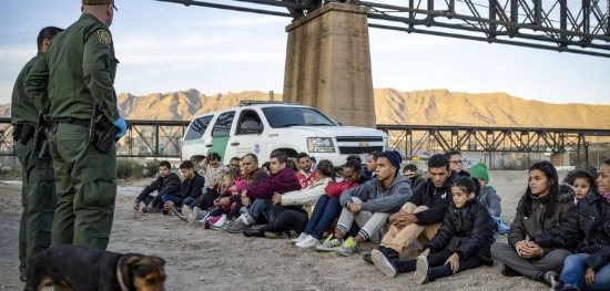 México llega a un acuerdo con Estados Unidos para deportar a migrantes de sus ciudades fronterizas mientras un alcalde advierte que su ciudad está en “un punto de quiebre”