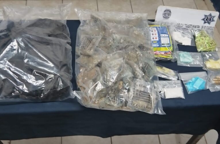 Aseguran más de 140 dosis de drogas durante operativo en Playa del Carmen