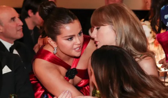 Chismes y peleas en los Golden Globes: qué dijo Taylor Swift en secreto tras la “lectura de labios”