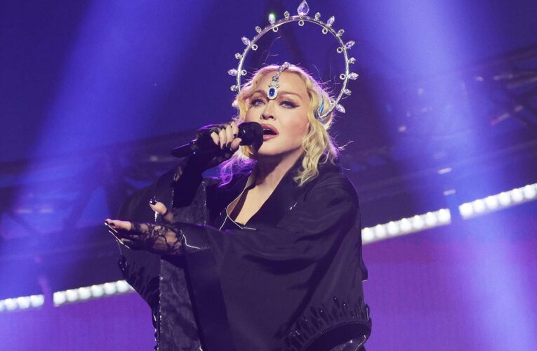 Fans demandan a Madonna por iniciar tarde su concierto en Brooklyn