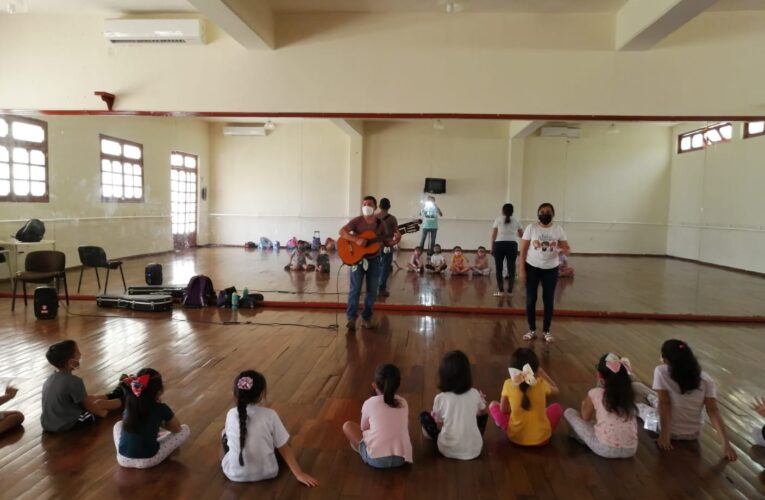 Lilian Villanueva celebra el 34° aniversario de la Escuela Estatal de Música de Quintana Roo