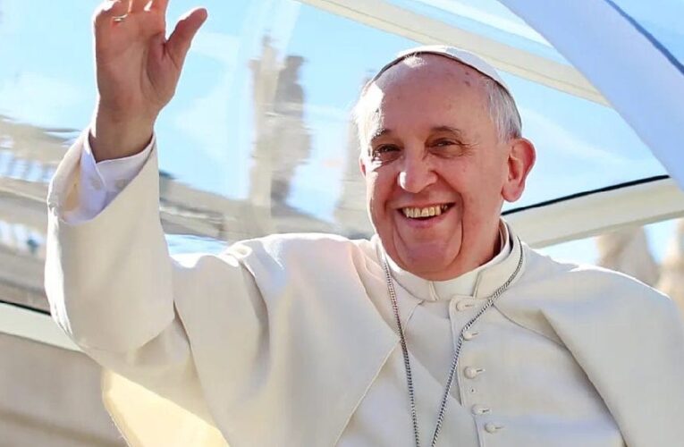 Celebra 12 años como Santo Padre con una mejor salud