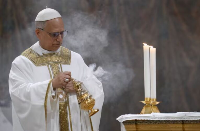 El video viral que muestra el talento del papa León XIV para el canto