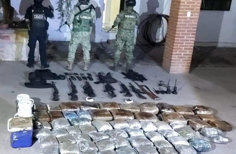 Desmantela Mesa de Coordinación Estatal para la Construcción de Paz y Seguridad narcolaboratorio, asegura arsenal y droga; detiene a 27 generadores de vîolencîa