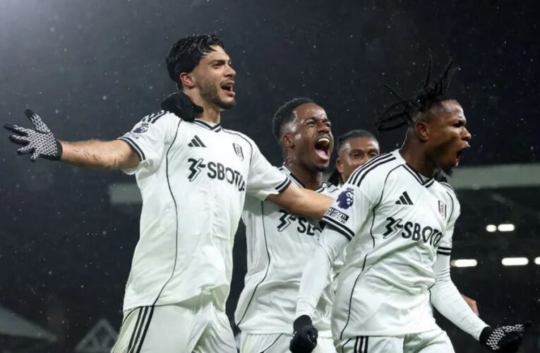 ¡Gran día! Raúl Jiménez rompe la sequía goleadora y le da el triunfo al Fulham ante Sunderland en la Premier League