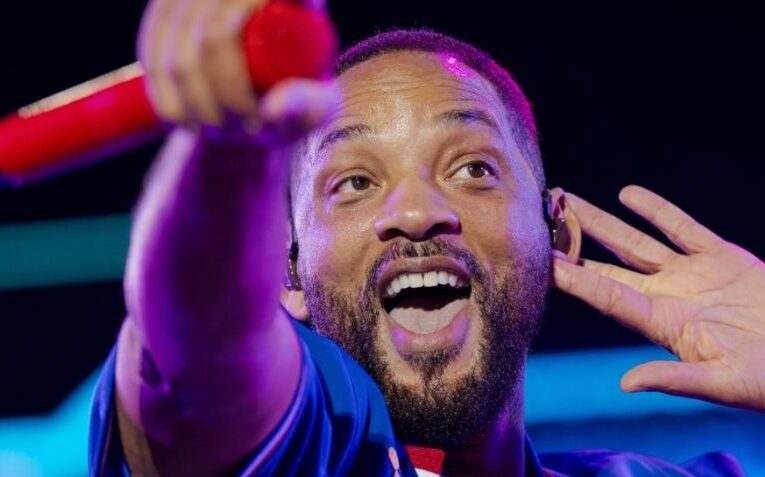 Violinista demanda a Will Smith por acoso