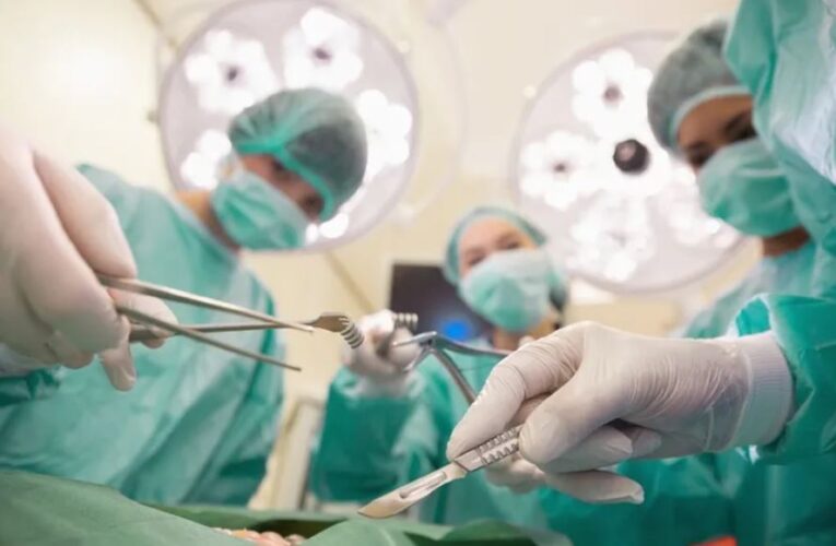 Cirugía robótica revoluciona la oncología en el Incan