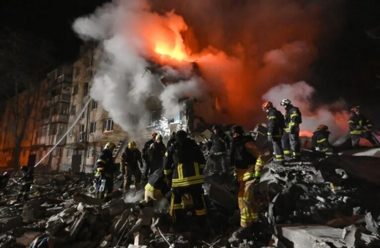 Ataque ruso con misiles y drones deja al menos 12 fallecidos en Ucrania