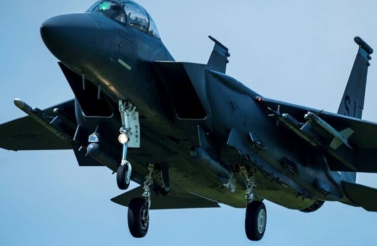 Reportan derribo de un caza de EE.UU.