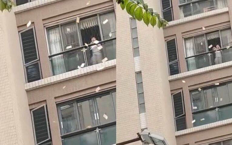 Mujer en crisis lanza más de 2.7 millones de pesos desde su casa