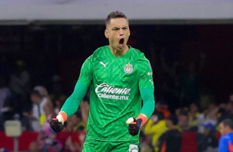 Óscar Whalley tiene minutos de juego ante inminente baja de ‘Tala’ Rangel