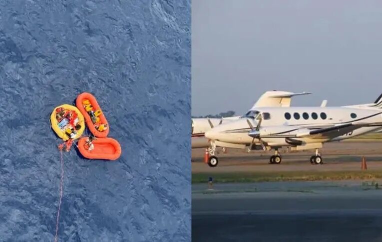 Avión se estrella en el mar y de milagro sobrevivientes sus pasajeros