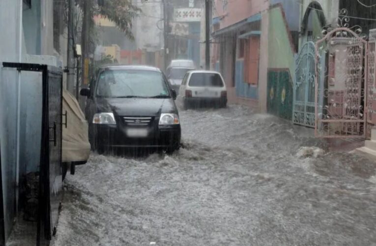 Fallecen 12 personas en China tras graves inundaciones por lluvias torrenciales; peces podían nadar en las calles