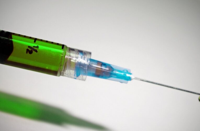 Cofepris detecta venta irregular de medicamento exclusivo para trastornos autoinmunes