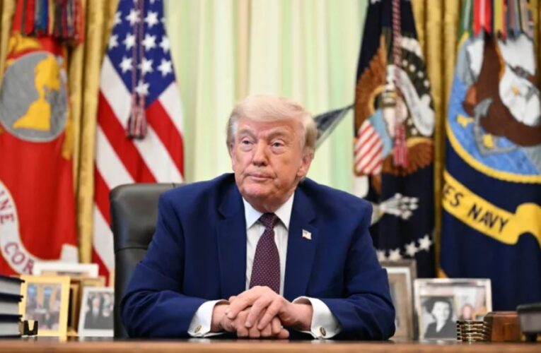 Donald Trump critica el “antipatriótico” voto en la Cámara Baja para limitar la guerra en Irán