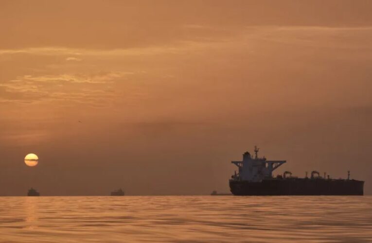 Irán anuncia cierre del estrecho de Ormuz en respuesta a los ataques de Israel en Líbano