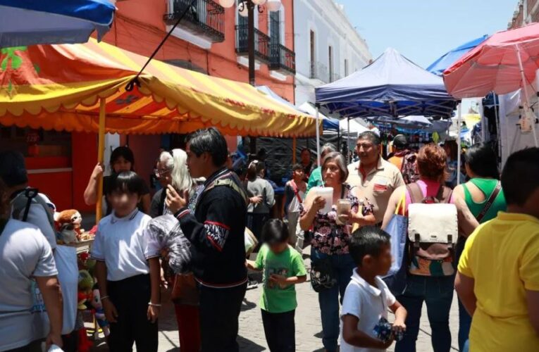 Fiesta de la Virgen del Carmen en Puebla: calles cerradas y venta de antojitos