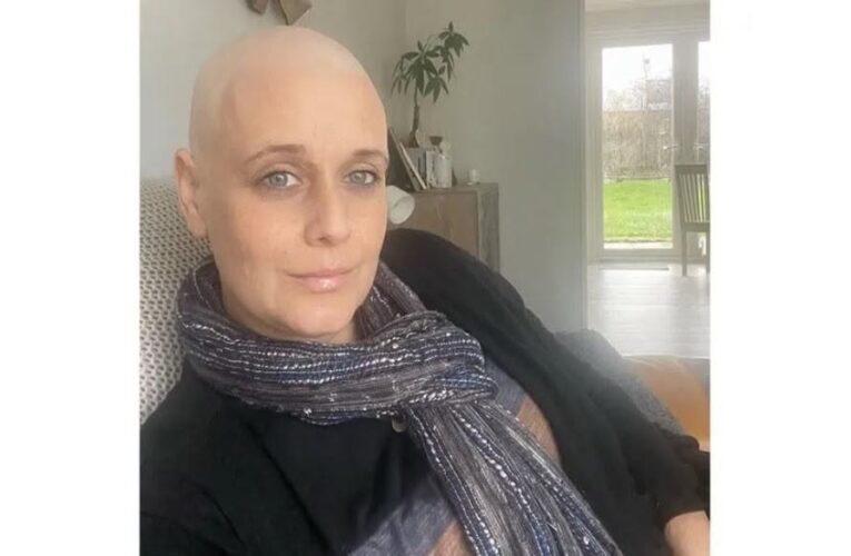 Mujer descubrió que tenía un cáncer agresivo a mitad de su embarazo