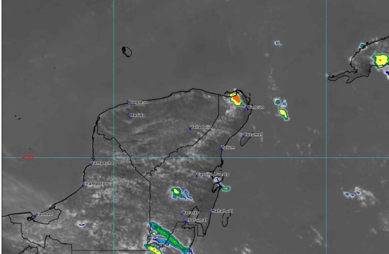 La onda tropical número 32 afecta al Sureste de México