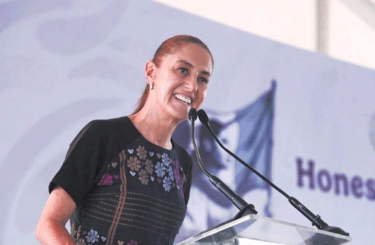 Presidenta Claudia Sheinbaum anuncia 500 plazas para maestros en Baja California Sur