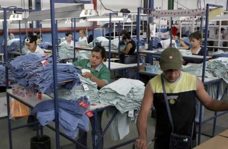 La industria maquiladora en Yucatán celebra 4 décadas, en medio de presiones