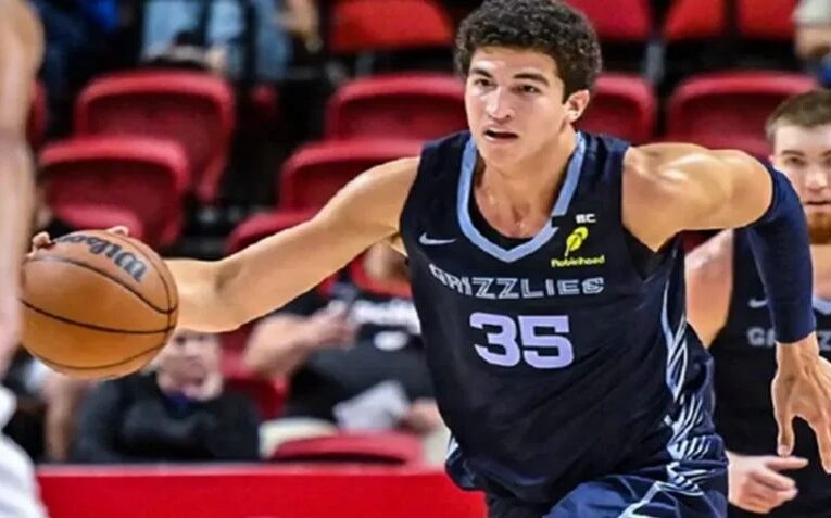 Karim López debuta con los Grizzlies en pretemporada de la NBA