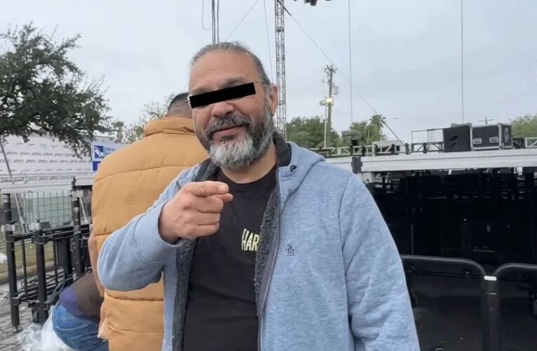 Hijo de Ramón Ayala es procesado por presunta âgrêsîôn sêxûâl a músicos; se entregó ante las autoridades de Texas